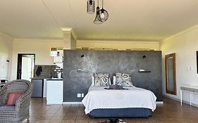 Dewdrop Farm Stay