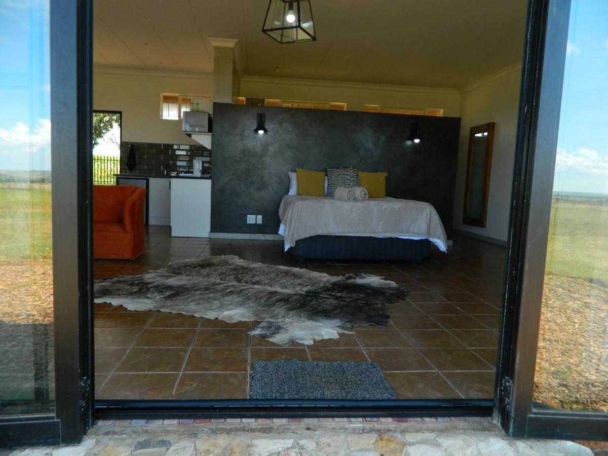 Dewdrop Farm Stay Ermelo Exterior foto